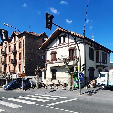 Tuul Etxea, En Caserio A 8km De Bilbao, Bano Compartido Galdakao