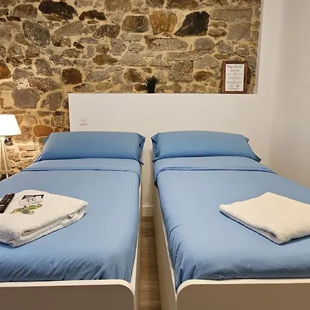 Tuul Etxea, En Caserio A 8km De Bilbao, Bano Compartido *