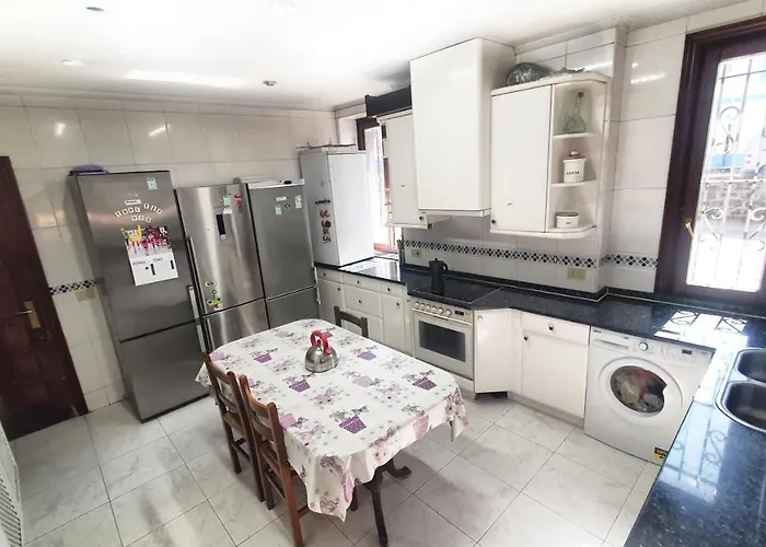 Tuul Etxea, En Caserio A 8km De Bilbao, Bano Compartido * Galdakao