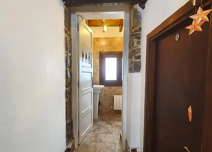 Tuul Etxea, En Caserio A 8km De Bilbao, Bano Compartido *