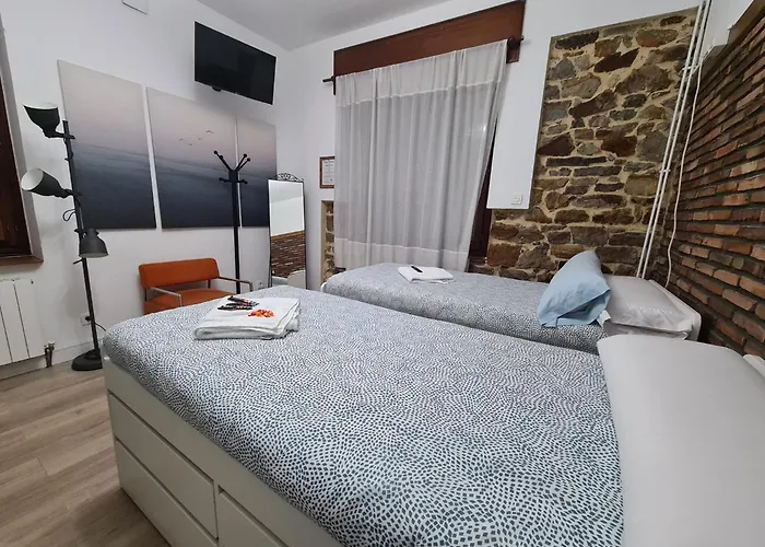 Tuul Etxea, En Caserio A 8km De Bilbao, Bano Compartido منزل للإقامة غالداكو